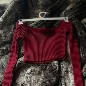 Cropped sleeve top
